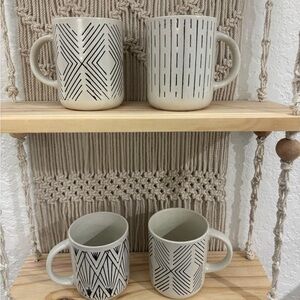 Set of 4 Royal Norfolk stoneware mugs